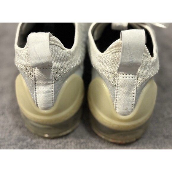 Nike Air Vapormax 2021 Flyknit Shoes Womens Size 7 DC4112-100 - Picture 5 of 7